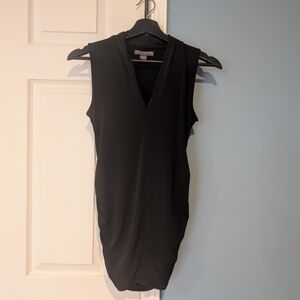A Pea in the Pod Black Sleeveless Top